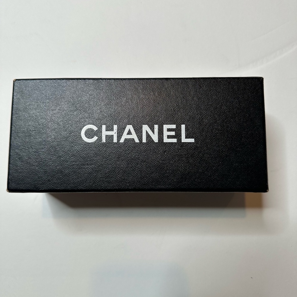 Chanel Box